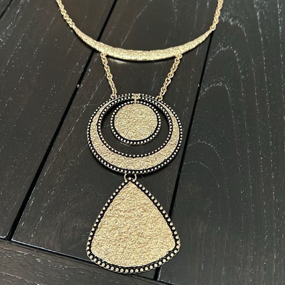 Jewelry - Statement Necklace